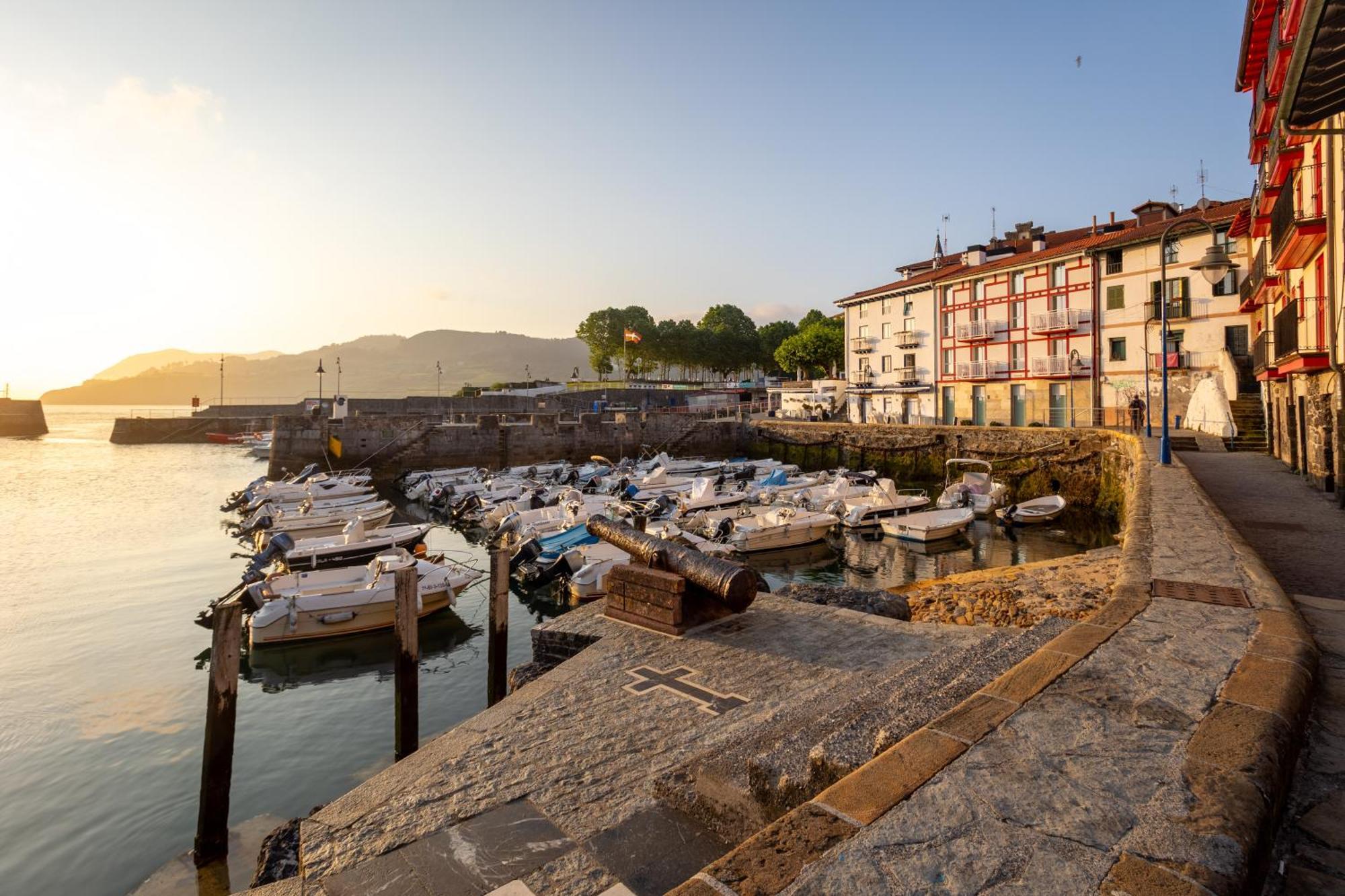 Apartamentos&Spa Mundaka Port Extérieur photo